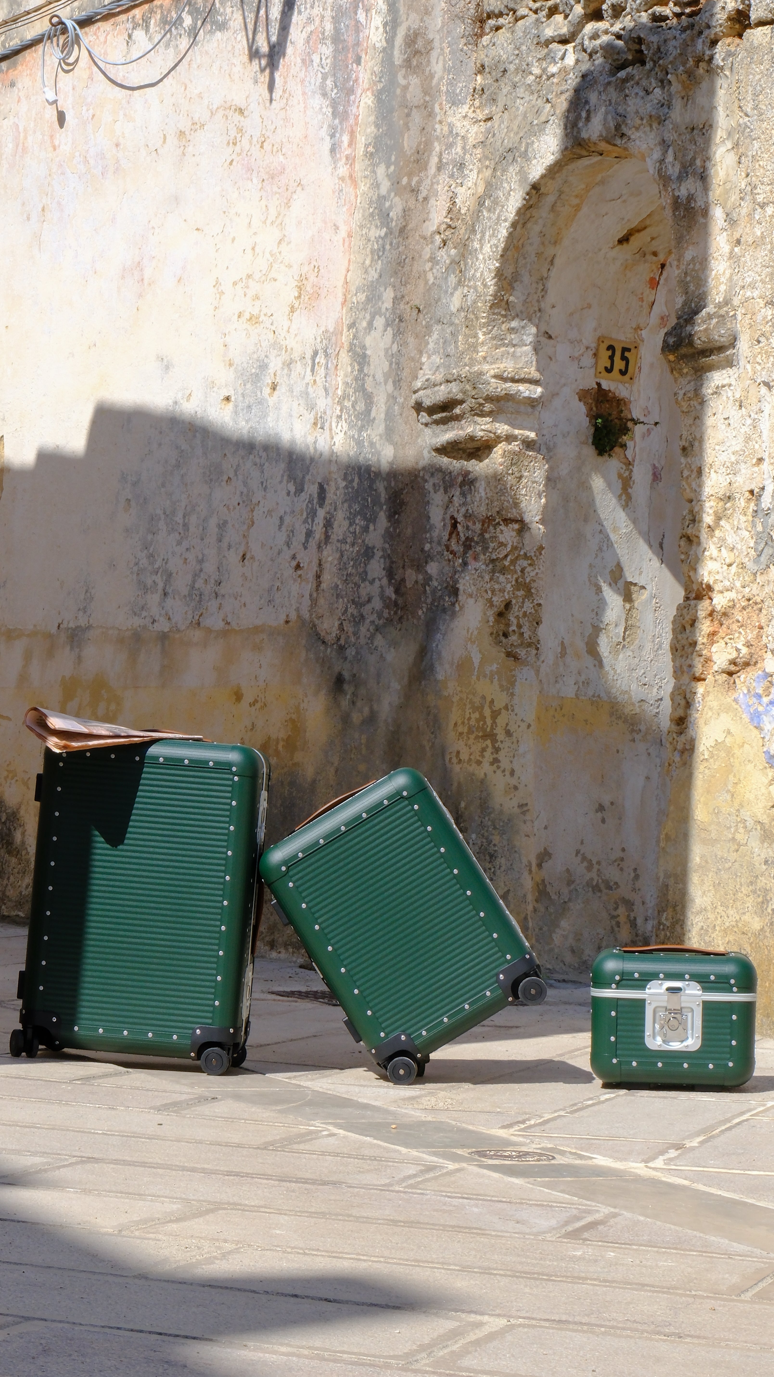 BANK TRUNK ON WHEELS | FPM